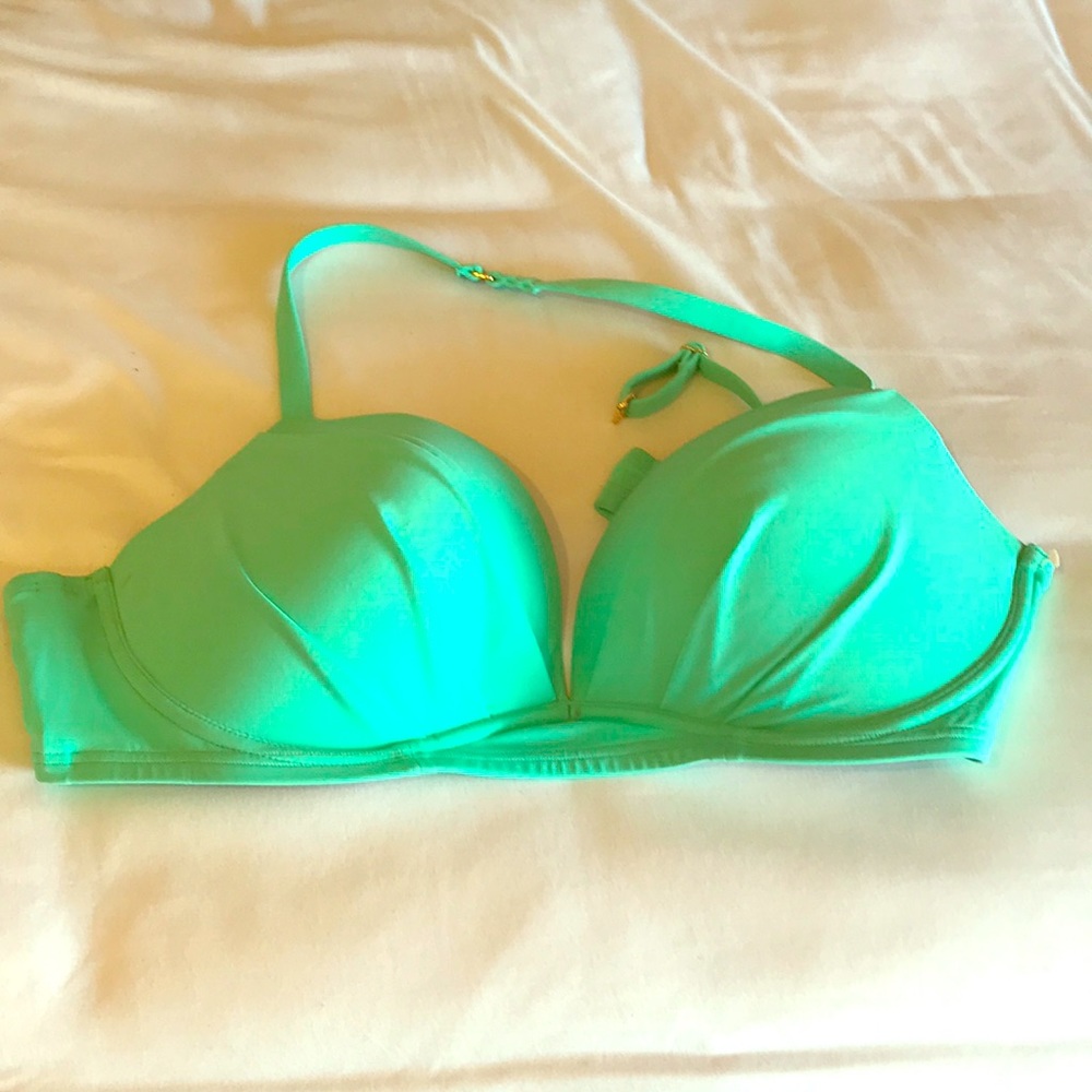 NWOT Victoria Secret  Angel Adjustable Bikini top